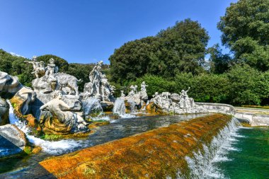 Caserta Kraliyet Sarayı (İtalyanca: Reggia di Caserta), İtalya 'nın Caserta şehrinde bulunan eski bir kraliyet konutudur..