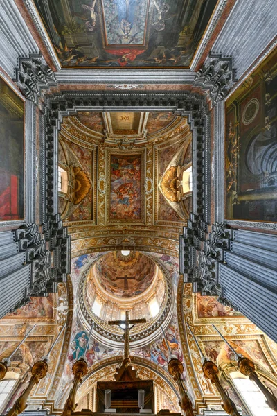 Nápoles Itália Agosto 2021 Abóbada Majestosa Basílica Santa Maria Degli — Fotografia de Stock