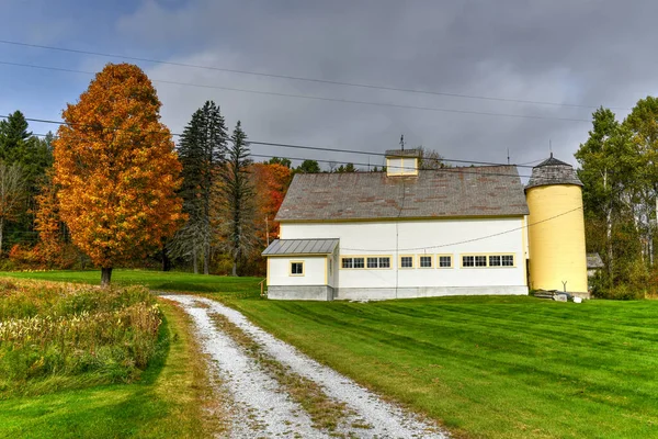 Vista Panoramica Una Fattoria Rurale Autunno Nel Vermont — Foto Stock