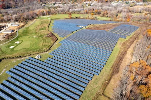 Zonnepaneel Veld New Jersey Met Behulp Van Fotovoltaïsche Alternatieve Elektriciteitsbron — Stockfoto
