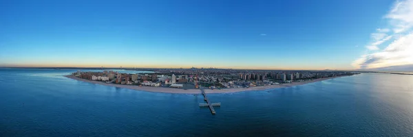 Letecký Pohled Podél Coney Island Brooklynu New York Při Východu — Stock fotografie