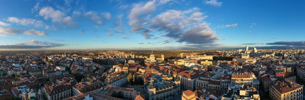Luchtfoto Van Almudena Kathedraal Het Koninklijk Paleis Van Madrid Spanje — Stockfoto