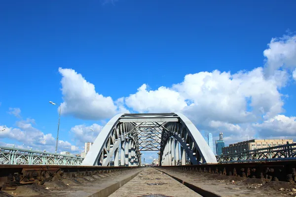 Eisenbahnbrücke in Moskau — Stockfoto