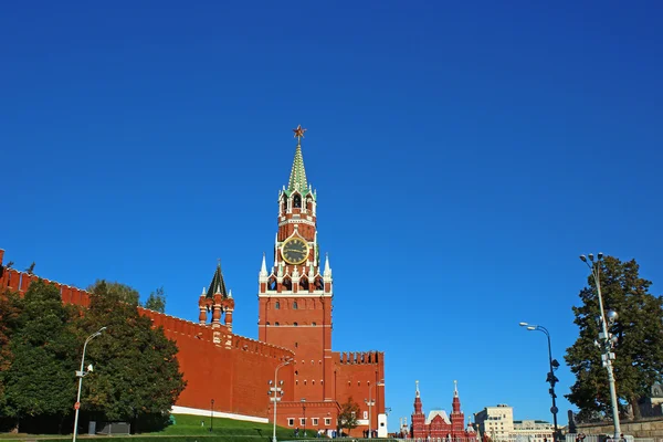 Kremlin de Moscou e Praça Vermelha em Moscou — Fotografia de Stock