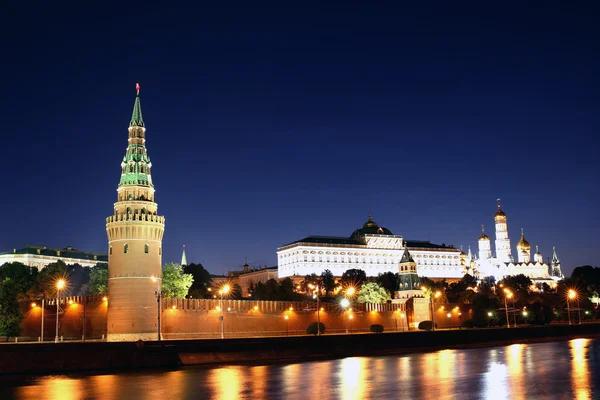 Moscow kremlin à noite — Fotografia de Stock