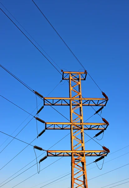 Líneas de energía eléctrica — Foto de Stock