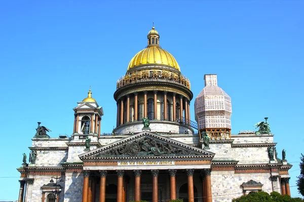 St. Petersburg 'daki St. Isaac Katedrali — Stok fotoğraf