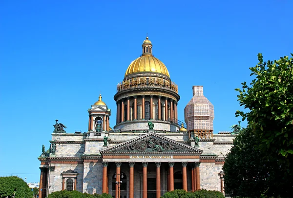 St. Isaac 's Kathedraal in St. Petersburg — Stockfoto