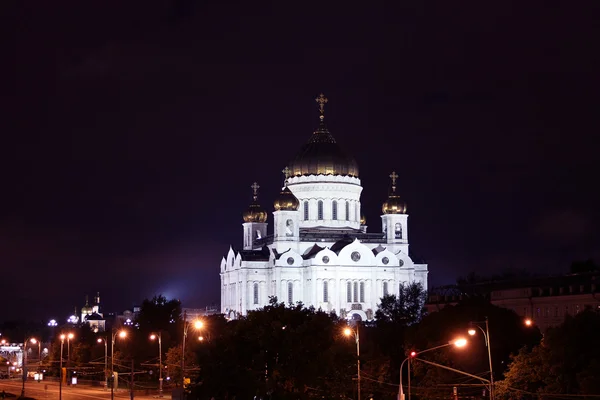 Храм Христа Спасителя в Москве ночью — стоковое фото