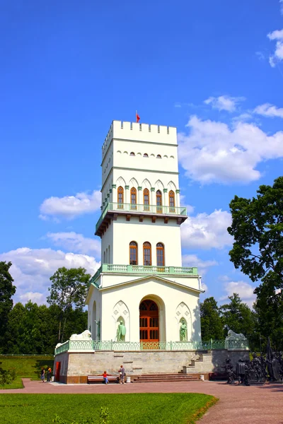 Witte toren in Tsarskoje selo (leningrad regio) — Stockfoto