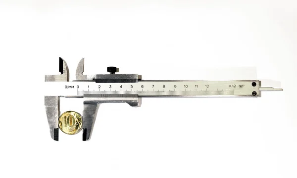 Bakır sikke metal aleti Çap ölçüm — Stok fotoğraf