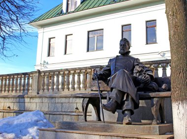 A.P. 'nin bronz heykeli. Zvenigorod 'da Çehov