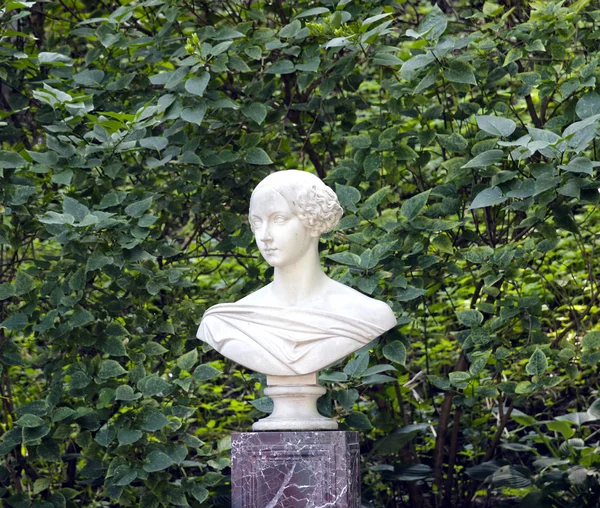Marble bust of the Grand Duchess Alexandra in St. Petersburg — Stock Photo, Image