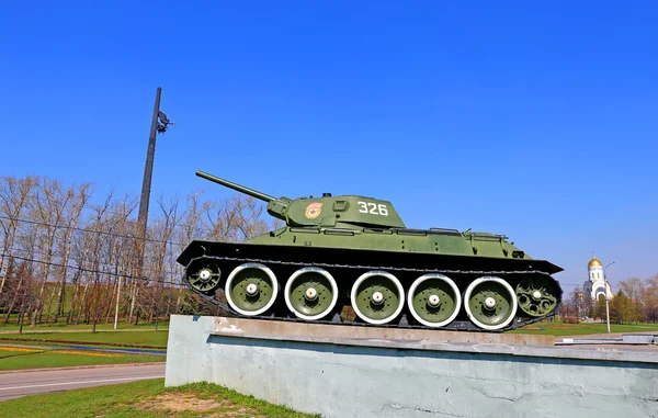 Sowjetisches Panzerdenkmal im Siegespark in Moskau — Stockfoto