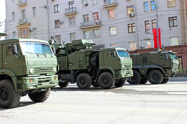 Moskova'da askeri geçit töreni