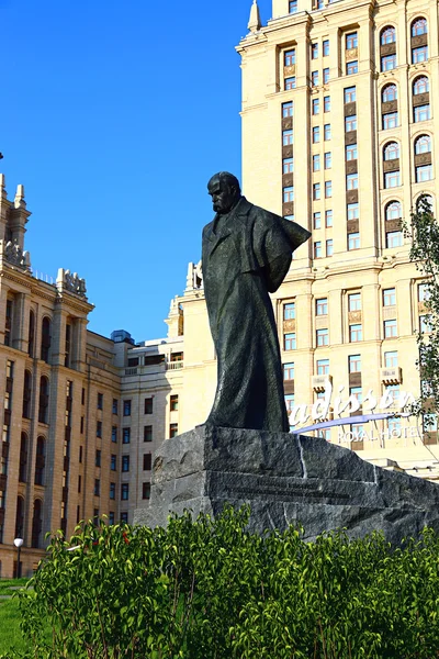 Denkmal für den ukrainischen Dichter Taras Schewtschenko — Stockfoto