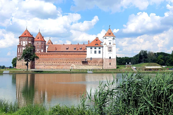 Antiguo Complejo del Castillo de Mir en Bielorrusia —  Fotos de Stock