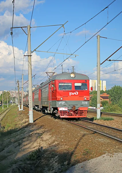 电动火车在莫斯科的俄罗斯铁路 — 图库照片
