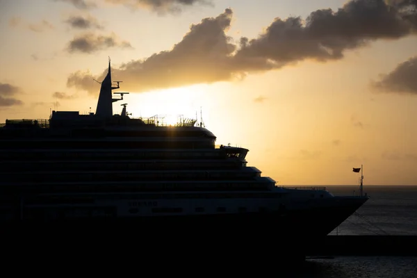 Bridgetown Barbados March 2022 Sun Setting Cunard Cruise Liner Queen — Zdjęcie stockowe