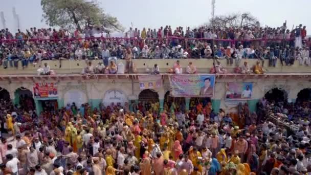 Μαρτιοσ 2019 Άνθρωποι Γιορτάζουν Holi Festival Χρώματα Χόλι Είναι Ένα — Αρχείο Βίντεο