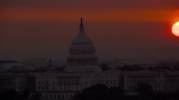 Het Amerikaanse Capitool Washington Bij Zonsondergang Usa — Stockvideo