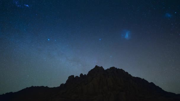 Astrophotography Time Lapse Footage Zoom Motion Starry Sky Tufa Formations — Stockvideo