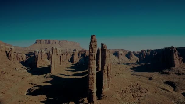 Aeronave Cinematográfica Del Parque Nacional Bryce Canyon Agujas Rocosas Rojas — Vídeo de stock