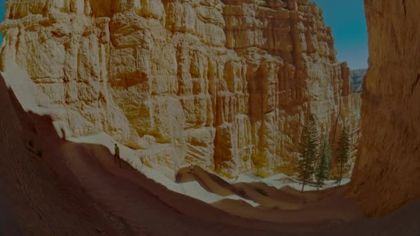Agosto 2017 Três Amigos Aventureiros Exercitam Bryce Canyon National Park — Vídeo de Stock