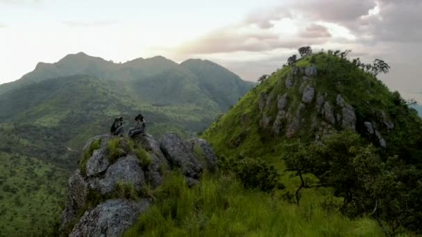 Nov 2018 Surma Kabilesi Savaşçısı Ile Fotoğraf Çeken Adam Geleneksel — Stok video