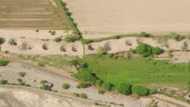 Vista Aérea Aqueduto Cantaló Nazca Aquedutos Espiral Círculo Poços Civilização — Vídeo de Stock