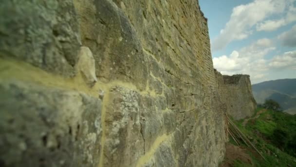 Kuelap Festung Mit Den Massiven Mauern Die Die Festung Schützten — Stockvideo