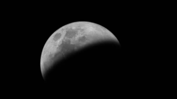Timelapse Moon Verschijnen Duisternis Van Nacht Telescoop Uitzicht — Stockvideo