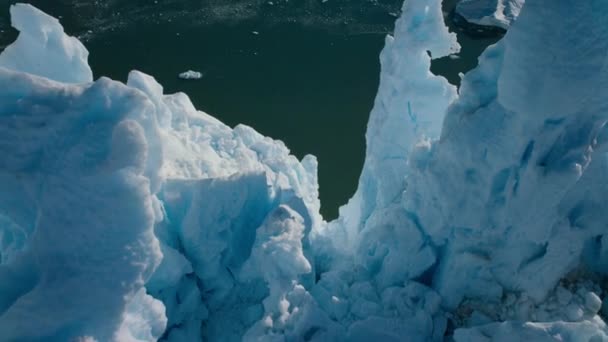 Glaciers Greenland Lead Formation Huge Icebergs Arctic Sea — 图库视频影像