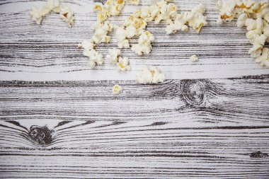 Ulusal Patlamış Mısır Günü konsepti. Patlamış mısır minimalist geçmişi. Yukarıdan bak. Klasik stil.