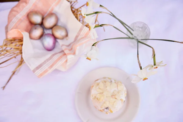 Fond Pâques Oeufs Multicolores Très Péri Orange Gâteau Pâques Fleurs — Photo