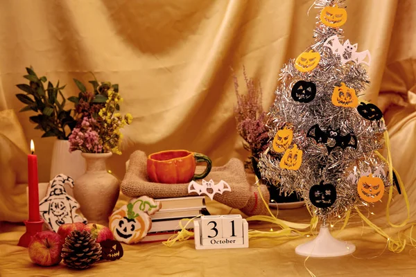 Creative Halloween Tree Celebrate Atmosphere Autumn Halloween Holidays Pumpkin Cup — Stock Photo, Image