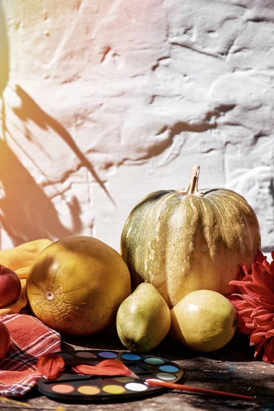 Hösten Lever Fortfarande Rustik Stil Gula Frukter Grönsaker Och Ljusa — Stockfoto