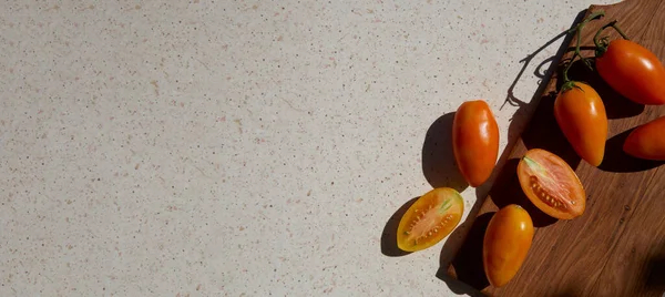 Harvesting Bright Orange Yellow Tomatoes Marble Background Hard Shadows Natural — Foto de Stock