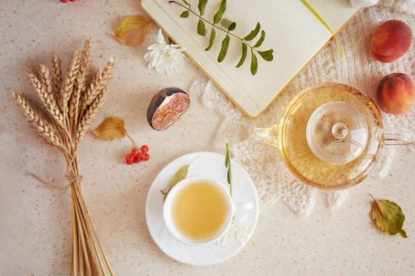 Естетичний Сніданок Затишний Чайний Час Трав Яний Чай Інжир Персики — стокове фото