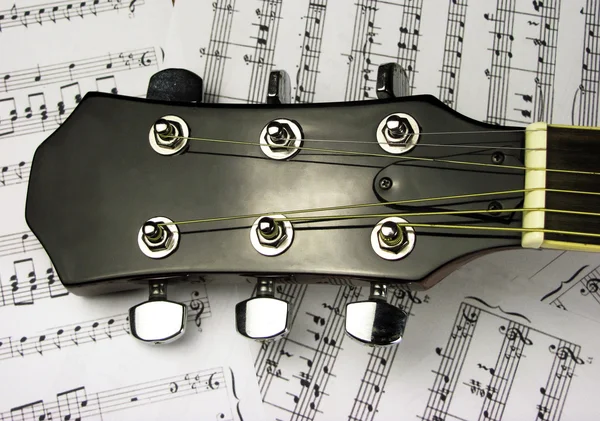 gitar klavyesine