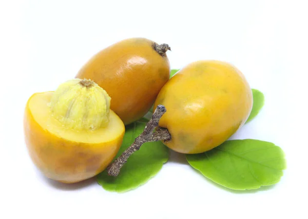 Fruta Siriguela Ceriguela Brasil Isolada Sobre Fundo Branco — Fotografia de Stock