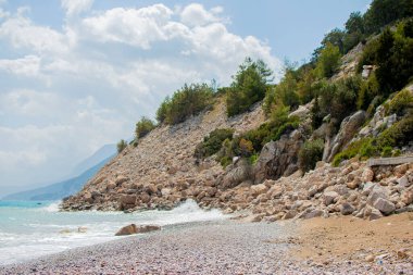 Deniz kıyısının güzel manzarası