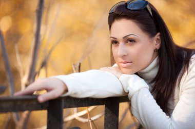 sonbahar park kız moda