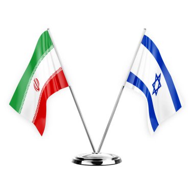 Beyaz arka planda izole edilmiş iki masa bayrağı. 3D illüstrasyon, İran ve İsrail.