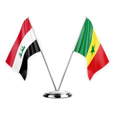 Beyaz arka planda izole edilmiş iki masa bayrağı. 3 boyutlu illüstrasyon, Irak ve Senegal.