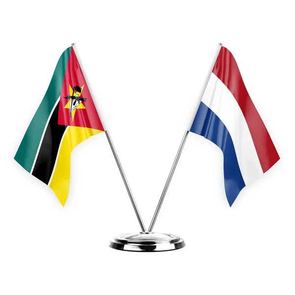 白い背景の3Dイラスト モザンビークとオランダに隔離された2つのテーブルフラグ — ストック写真