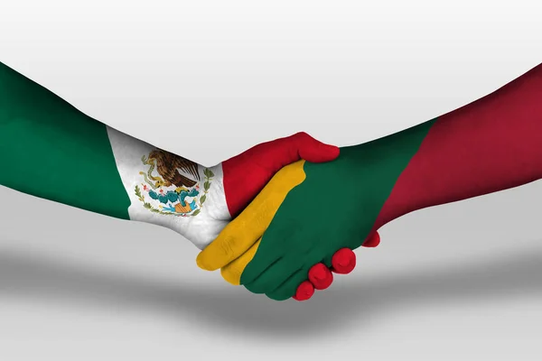 Χειραψία Μεταξύ Λιθουανίας Και Του Μεξικού Σημαίες Ζωγραφισμένα Στα Χέρια — Φωτογραφία Αρχείου