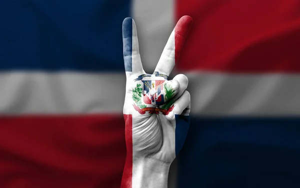 Mano Facendo Segno Vittoria Con Bandiera Della Repubblica Dominicana — Foto Stock