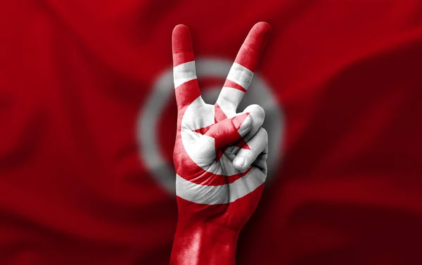 Руки Роблять Знак Перемоги Прапором Тунізії — стокове фото