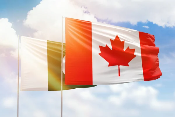 Sunny Blue Sky Flags Canada Pakistan —  Fotos de Stock